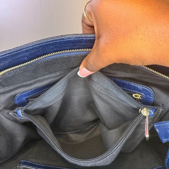 #9🌸Pijushi- Embossed crocodile purse - Picture 9 of 16